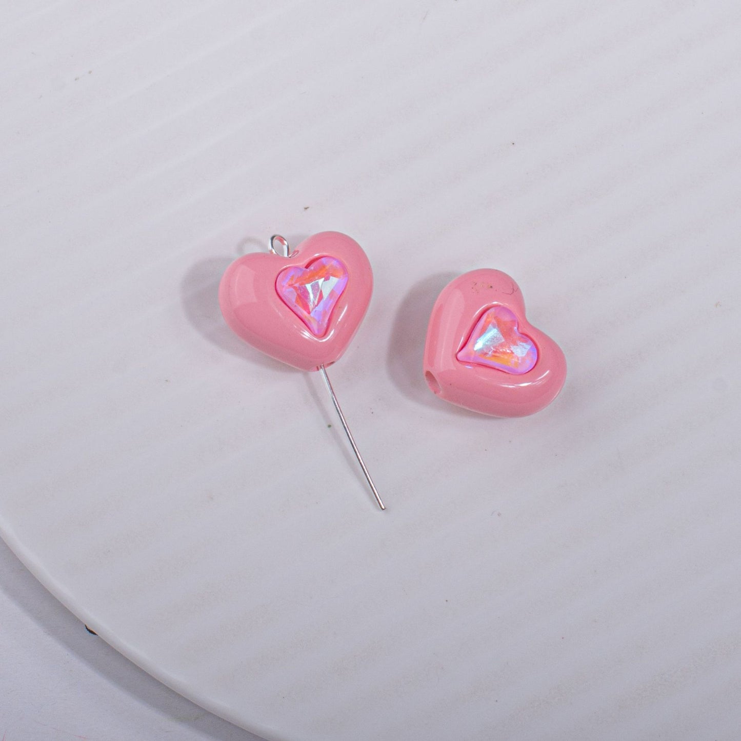 Paint stick diamond small love heart acrylic beads
