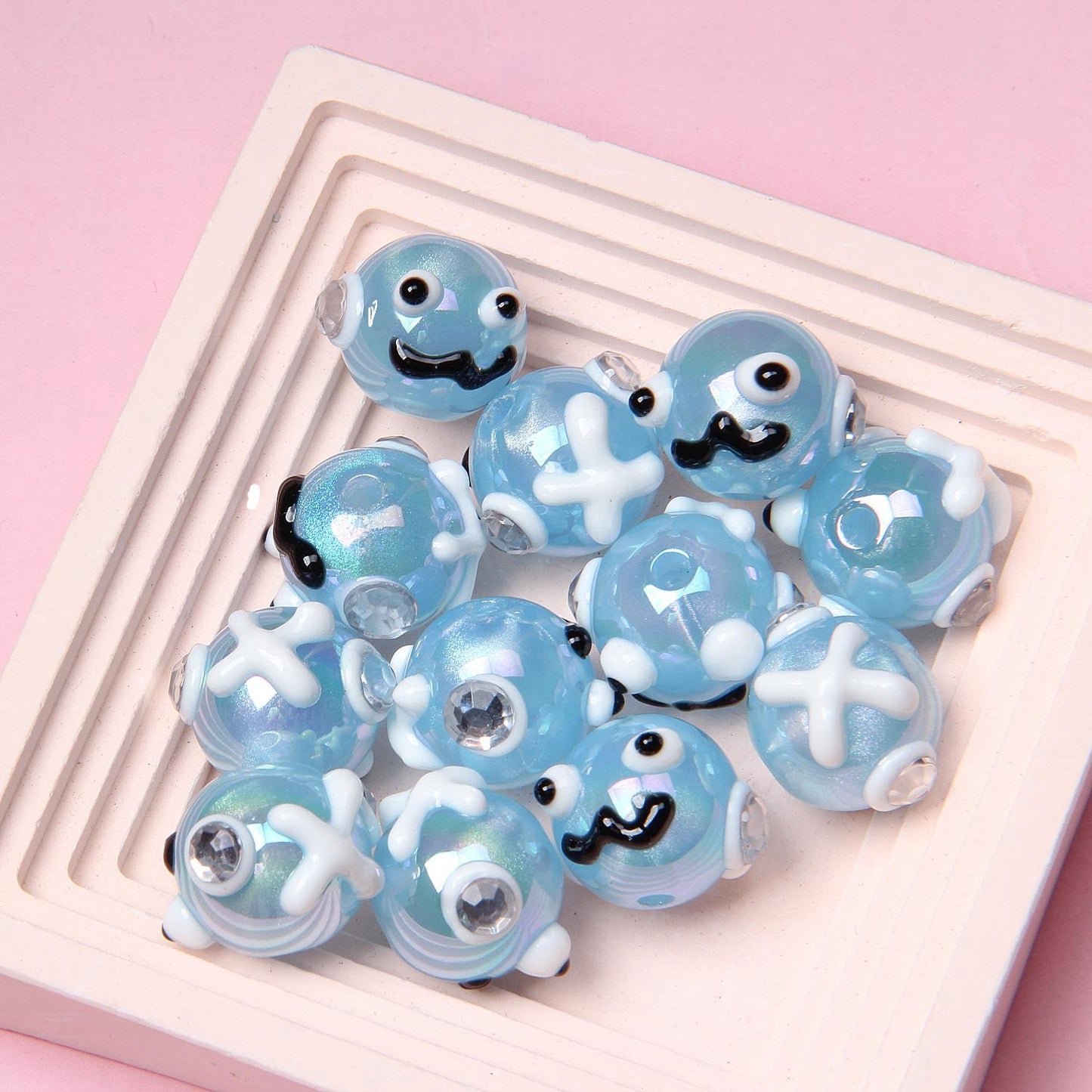 16MM Original hand-painted mushroom Floret Elk Santa Claus Halloween mix beads