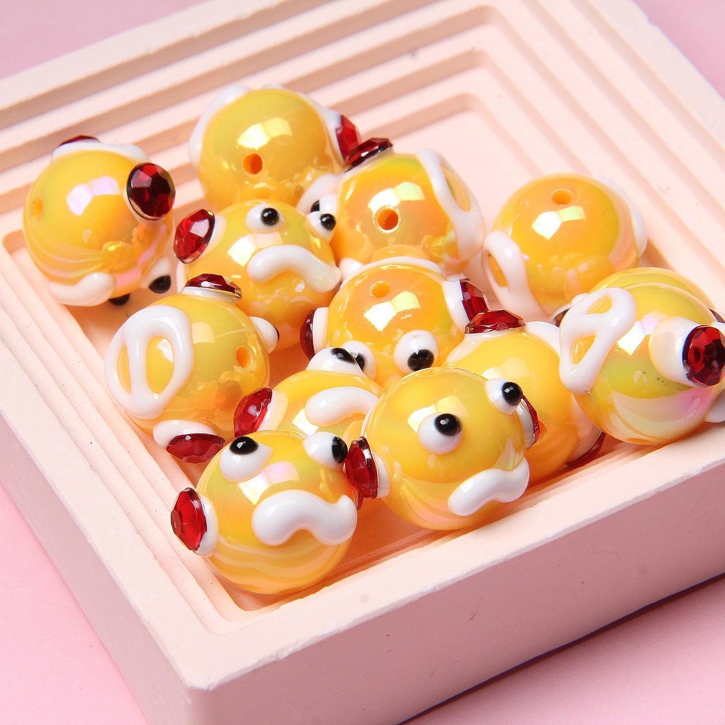 16MM Original hand-painted mushroom Floret Elk Santa Claus Halloween mix beads