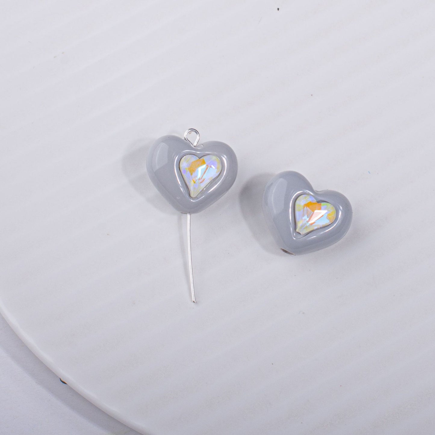 Paint stick diamond small love heart acrylic beads