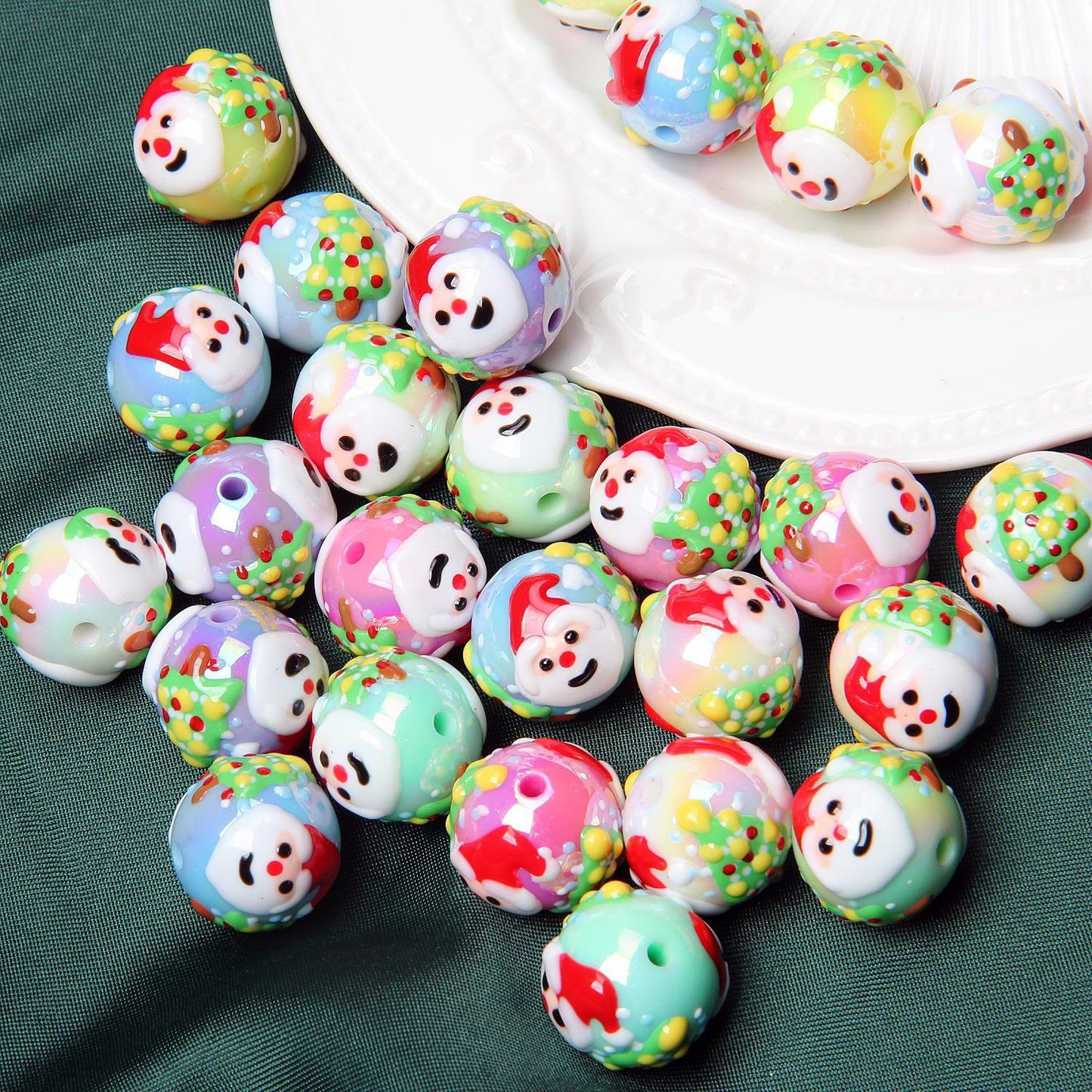 16MM Original hand-painted mushroom Floret Elk Santa Claus Halloween mix beads