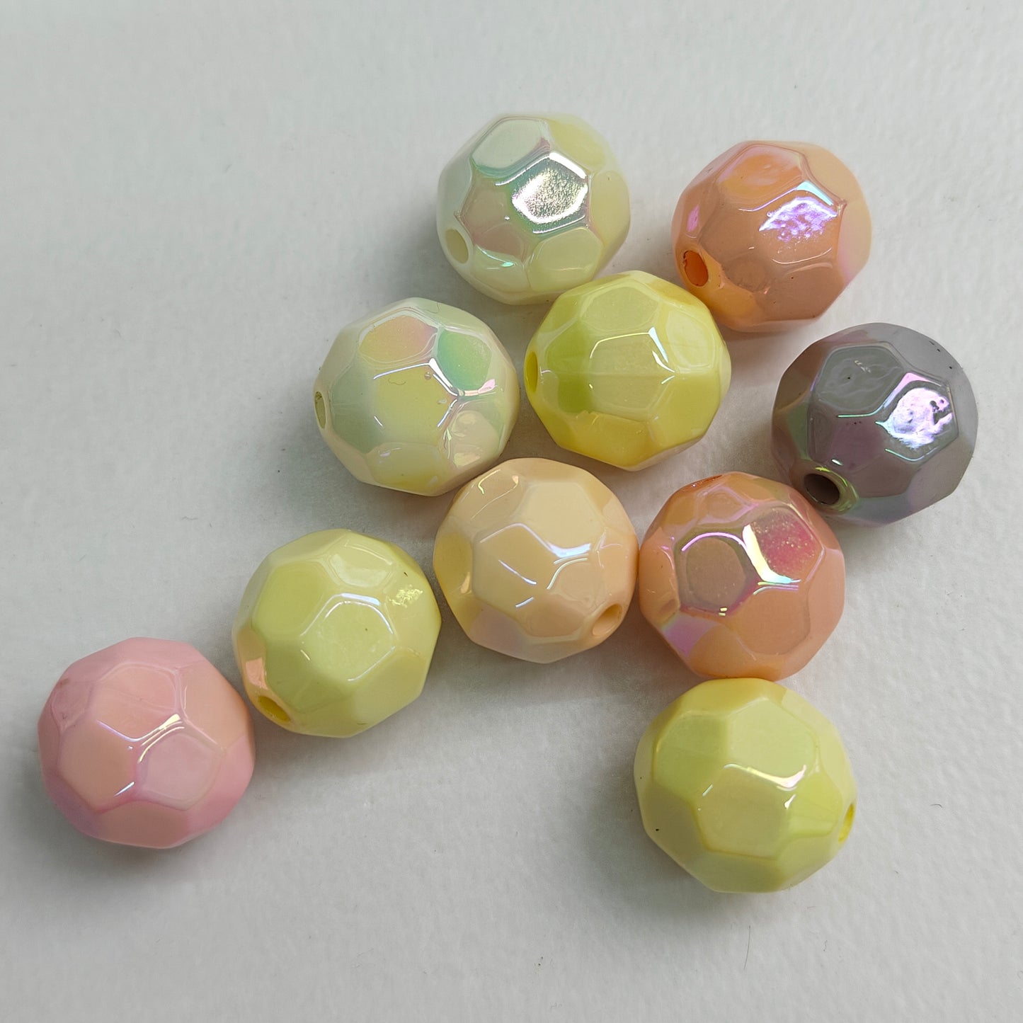 DIY Chunky Acrylic Solid AB Faceted Beads for Fashion Jewelry Necklace Making Acrylic Faceted Round Craft Beads Mixed Pastels JC0024ZZ
