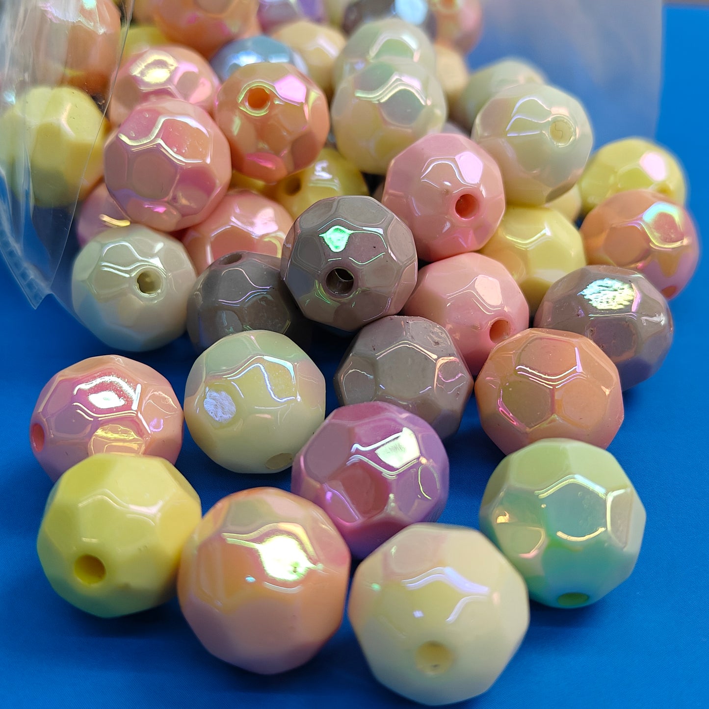 DIY Chunky Acrylic Solid AB Faceted Beads for Fashion Jewelry Necklace Making Acrylic Faceted Round Craft Beads Mixed Pastels JC0024ZZ