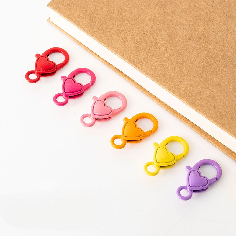 Love Heart Shape Alloy Lobster Clasp Hook Candy Color Small Key Chain DIY Charms Necklace Connector Jewelry Making JC0003PJ