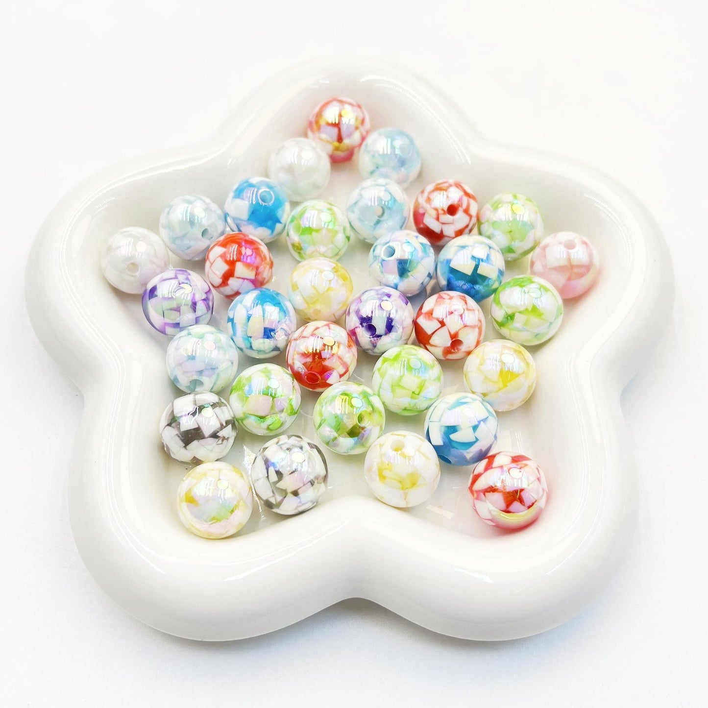 16MM hot selling resin small pieces of heart inside DIY beads