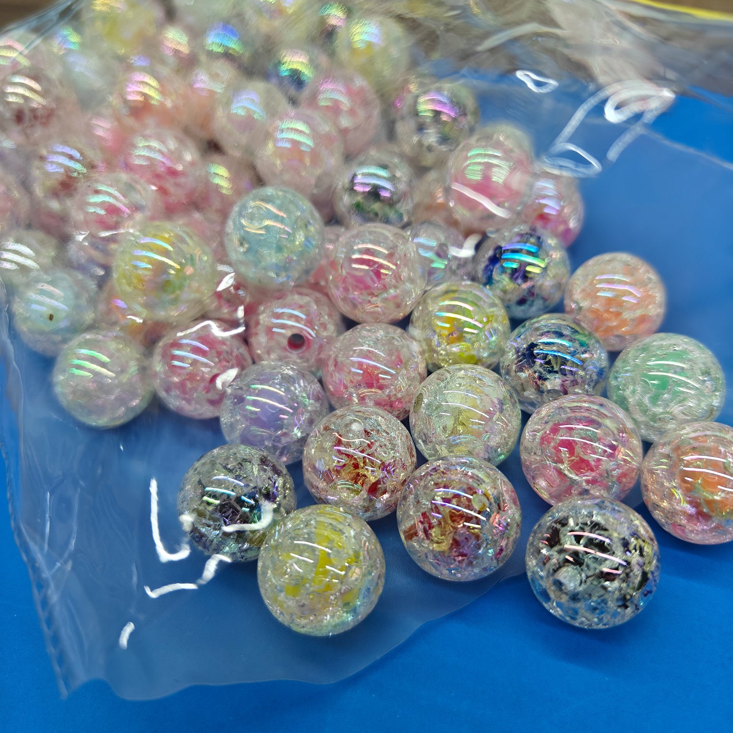 DIY Shiny Mixed Colors Clear Inside Cracked Beads Round Ball Beads Charm Bracelet Beads Jewelry production 100PCS JC0029ZZ